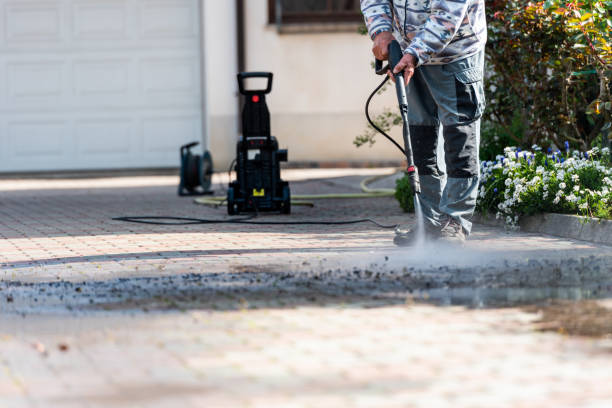 Best Garage Pressure Washing  in Wrightstown, WI